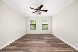 7713 SW 9th Pl, Gainesville, FL 32607 - Photo 15
