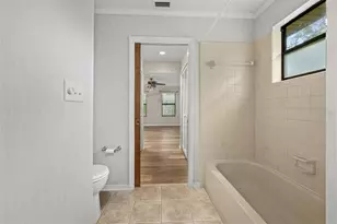 7713 SW 9th Pl, Gainesville, FL 32607 - Photo 21