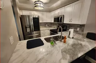 2735 SW 35th Pl, Gainesville, FL 32608 - Photo 3
