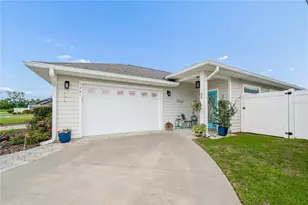 1761 SW 247th St, Newberry, FL 32669 - Photo 3