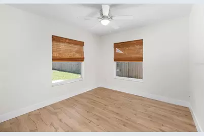 3177 NW 9th Terrace, Gainesville, FL 32609 - Photo 17