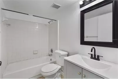 7200 SW 8th Avenue #H48, Gainesville, FL 32607 - Photo 11