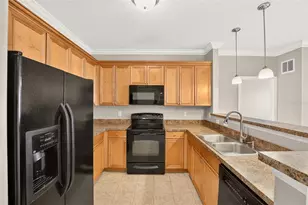 1185 SW 9th Rd, Gainesville, FL 32601 - Photo 11