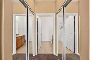 1185 SW 9th Rd, Gainesville, FL 32601 - Photo 15