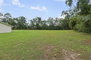 420 N Court St, Bronson, FL 32621 - Photo 39