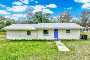420 N Court St, Bronson, FL 32621 - Photo 1