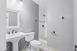 420 N Court St, Bronson, FL 32621 - Photo 25