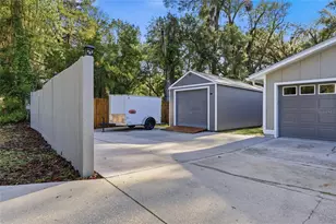 1656 NW 31st Pl, Gainesville, FL 32605 - Photo 25