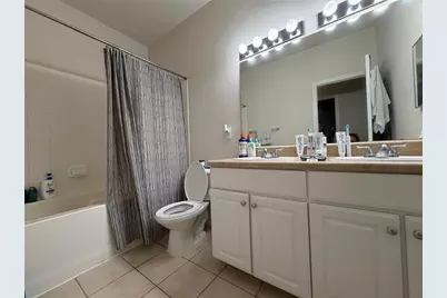 4445 NW 49th Street #102, Gainesville, FL 32606 - Photo 15