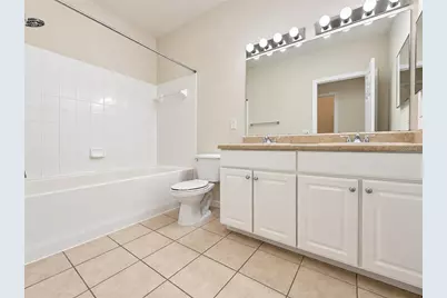 4445 NW 49th Street #102, Gainesville, FL 32606 - Photo 13