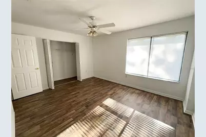 2300 SW 43rd Street #M4, Gainesville, FL 32607 - Photo 7