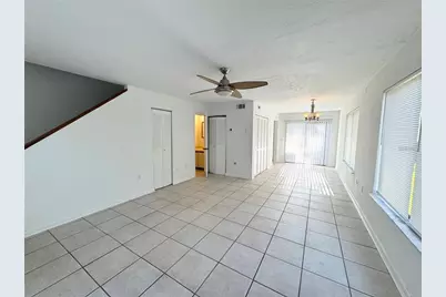2300 SW 43rd Street #M4, Gainesville, FL 32607 - Photo 3