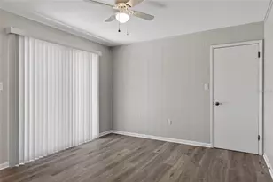 3907 NW 21st St, Gainesville, FL 32605 - Photo 11