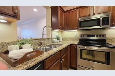 4639 SW 48th Drive #151, Gainesville, FL 32608 - Photo 5