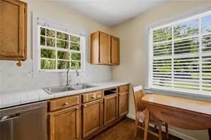 434 NW 25 St, Gainesville, FL 32607 - Photo 21
