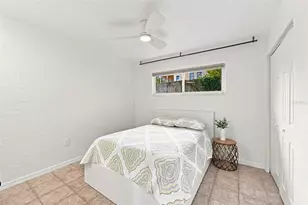 747 SE 2nd Pl, Gainesville, FL 32601 - Photo 13