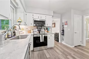 2711 NW 31 Terrace, Gainesville, FL 32605 - Photo 7