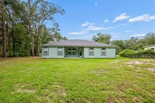 111 Breezeway Ave, Satsuma, FL 32189 - Photo 5
