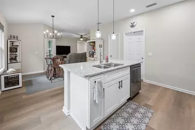 111 Breezeway Avenue, Satsuma, FL 32189 - Photo 17