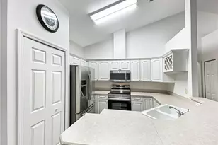 10301 SW 52nd Ave, Gainesville, FL 32608 - Photo 5
