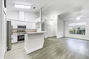 10301 SW 52nd Ave, Gainesville, FL 32608 - Photo 3