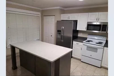 4574 SW 48th Way #103, Gainesville, FL 32608 - Photo 3