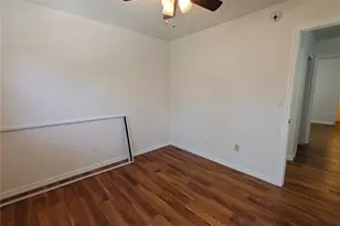 620 SW 10th Ln, Gainesville, FL 32601 - Photo 27