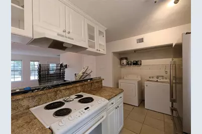 620 SW 10th Lane #4, Gainesville, FL 32601 - Photo 9