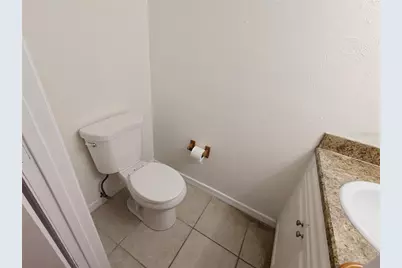620 SW 10th Lane #4, Gainesville, FL 32601 - Photo 11
