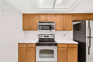 5846 SW 9th Pl, Gainesville, FL 32607 - Photo 15