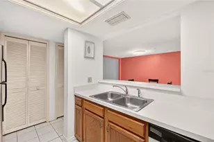 5846 SW 9th Pl, Gainesville, FL 32607 - Photo 17