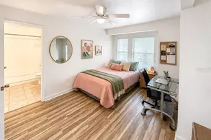 835 SW 9th St, Gainesville, FL 32601 - Photo 17