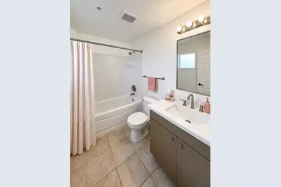 835 SW 9th Street #210, Gainesville, FL 32601 - Photo 23