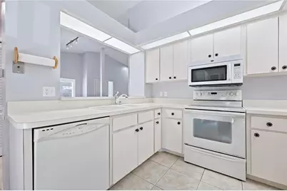 4039 NW 23rd Circle, Gainesville, FL 32605 - Photo 3