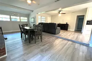3919 SW 21st St, Gainesville, FL 32608 - Photo 9