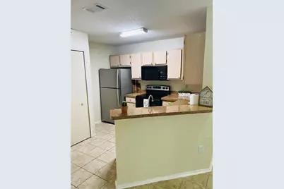 3705 SW 27th Street #1011, Gainesville, FL 32608 - Photo 5