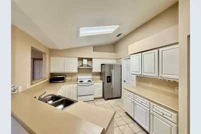 8032 SW 51st Lane, Gainesville, FL 32608 - Photo 5