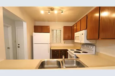 89 SE 16th Avenue #P101, Gainesville, FL 32601 - Photo 13