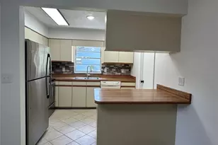 25639 SW 18th Ave, Newberry, FL 32669 - Photo 9