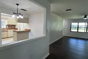 25639 SW 18th Ave, Newberry, FL 32669 - Photo 5