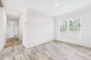 202 Mimosa Dr, Hawthorne, FL 32640 - Photo 9