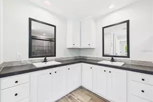 202 Mimosa Dr, Hawthorne, FL 32640 - Photo 13