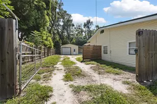418 NE 3rd St, Trenton, FL 32693 - Photo 29
