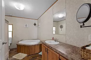 140 SW Spaulding Ct, Fort White, FL 32038 - Photo 11