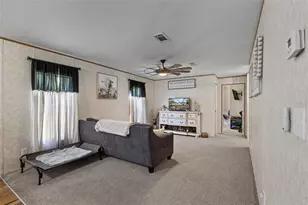 140 SW Spaulding Ct, Fort White, FL 32038 - Photo 5