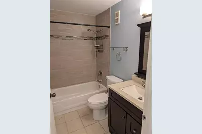 3705 SW 27th Street #318, Gainesville, FL 32608 - Photo 9
