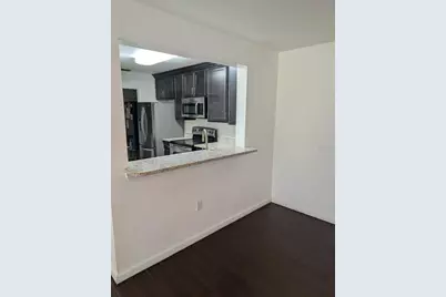 3705 SW 27th Street #318, Gainesville, FL 32608 - Photo 5