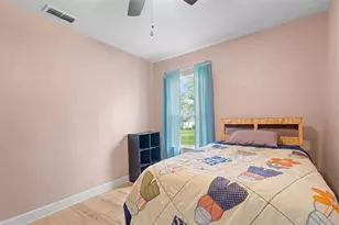 729 NW 3rd Ave, Trenton, FL 32693 - Photo 9