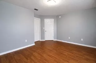 2523 NW 38th Pl, Gainesville, FL 32605 - Photo 13