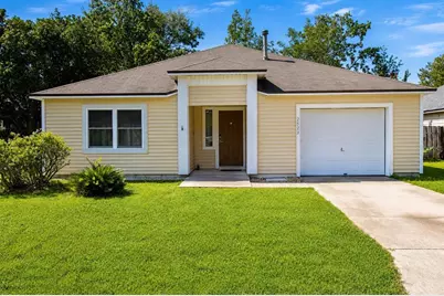 2523 NW 38 Place, Gainesville, FL 32605 - Photo 1